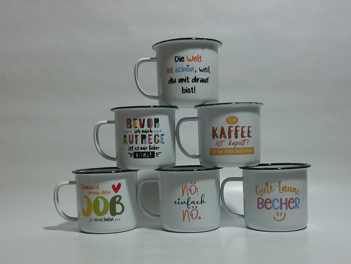 RETRO-Emaille Kaffeebecher 350 ml, bunt mit Spruch "Jemand muss den JOB ja machen..."