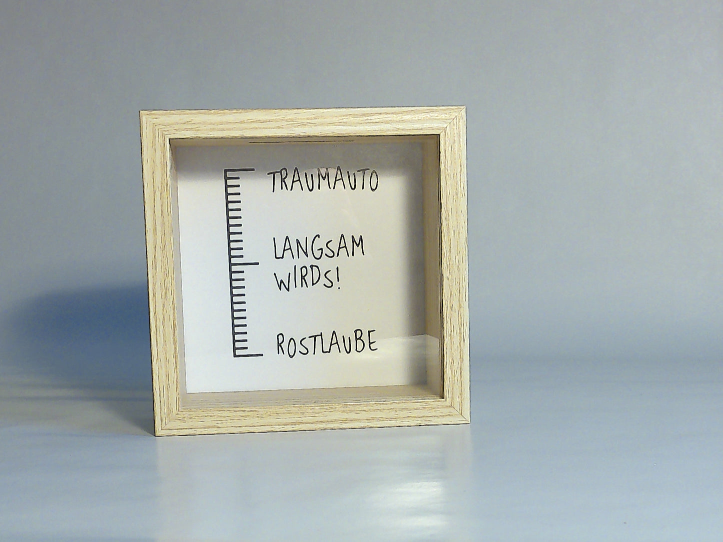 Spardose „Traumauto“ aus MDF – 14,5 × 14,5 × 6,5 cm