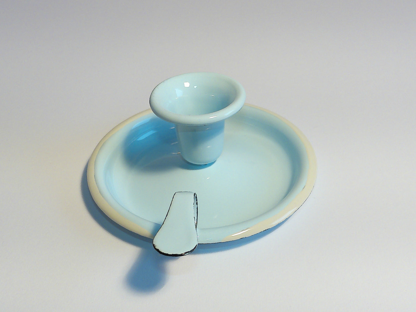 Münder Email Kerzenhalter emailliert 14,5 cm x 13,0 cm x 6 cm, Farbe hellblau mit weißem Rand