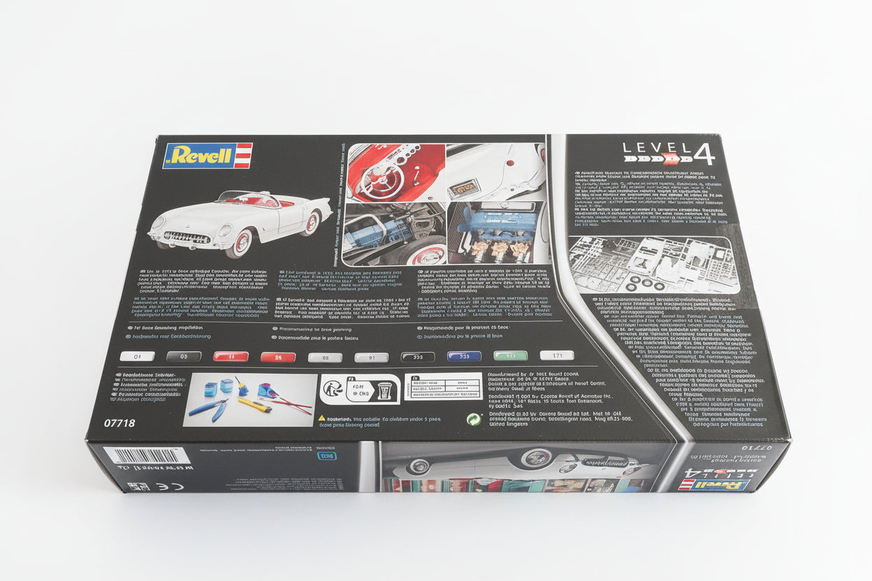 Revell Modellbausatz `53 Chevrolet Corvette Roadster Level 4 M 1:24 91 Teile